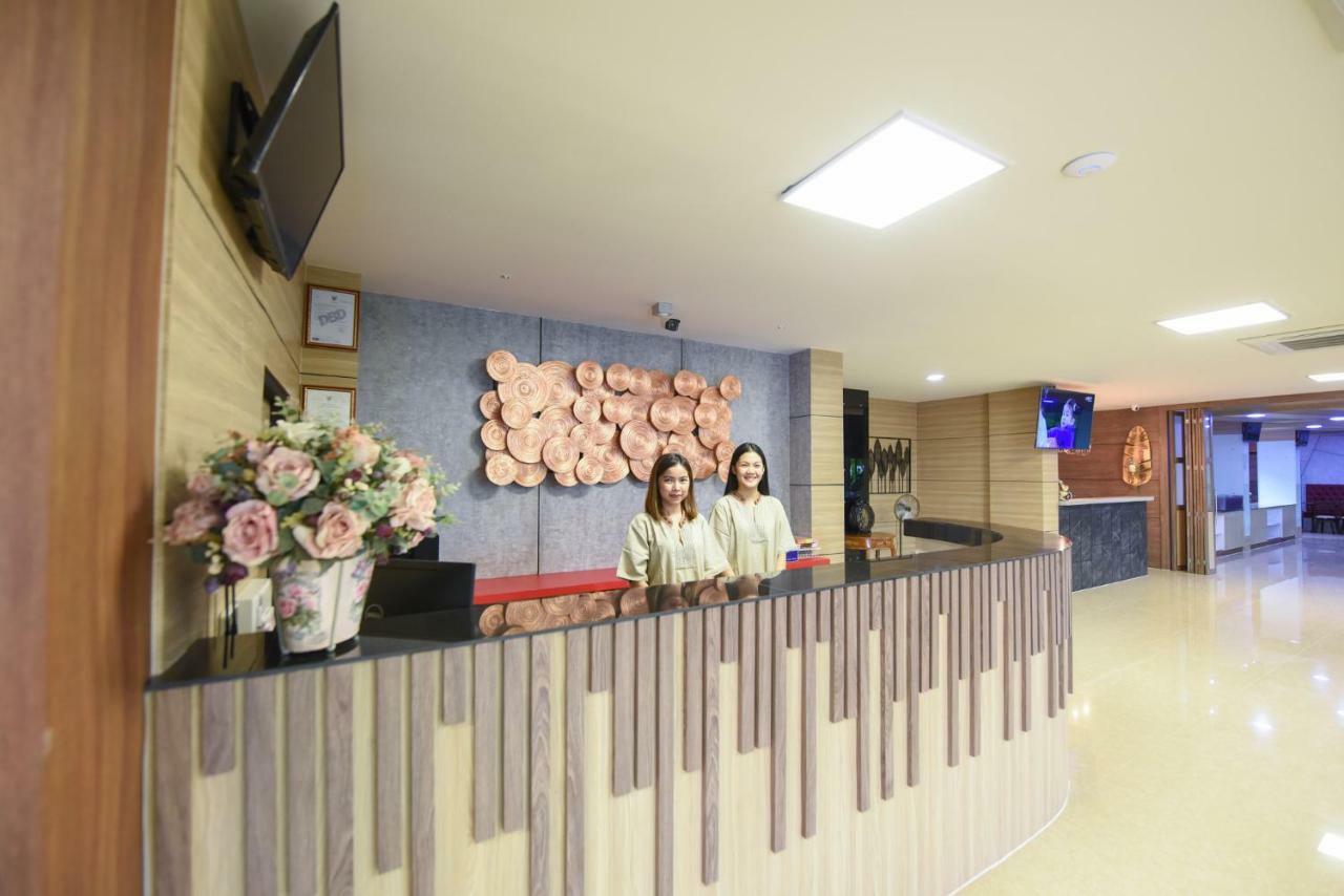 Wish Hotel Ubon Ubon Ratchathani Zewnętrze zdjęcie